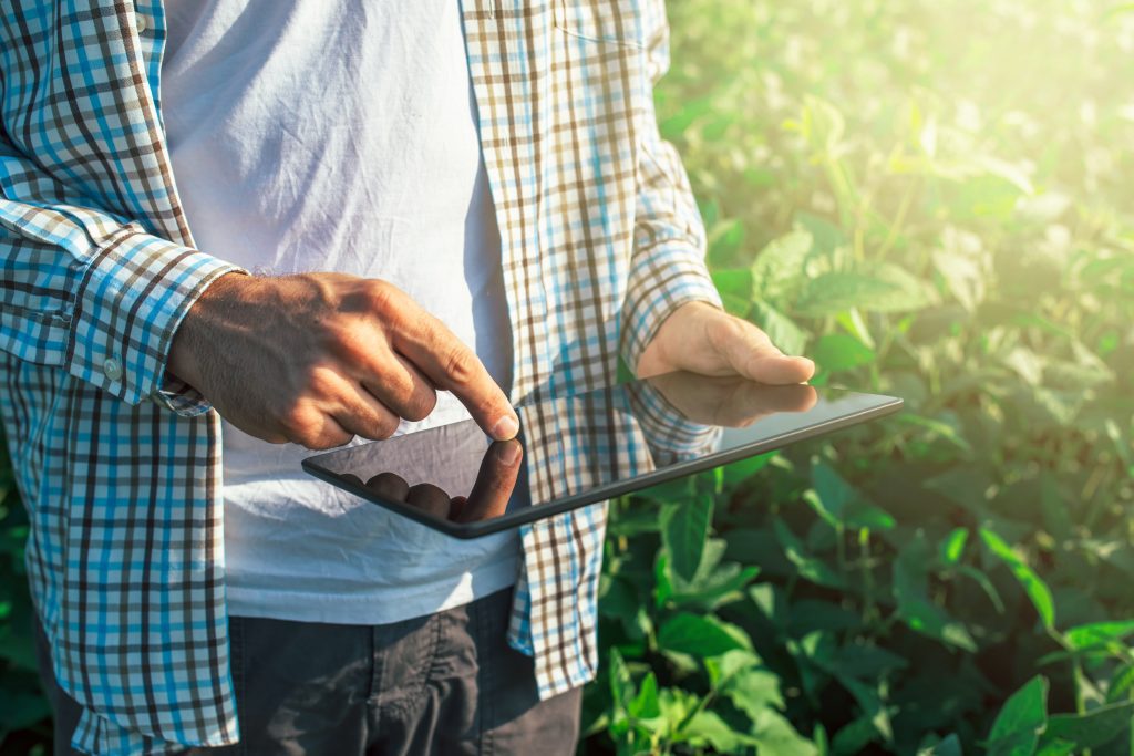 como fidelizar clientes da sua consultoria de agricultura de precisão